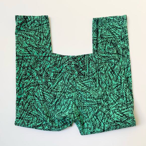Nike Pants - Nike Green & Black Cotton High Rise Capri Leggings Women's Medium